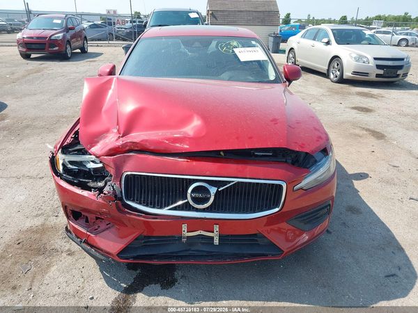 2020 VOLVO S60 T6 MOMENTUM
