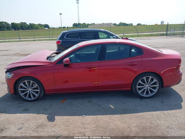 2020 VOLVO S60 T6 MOMENTUM