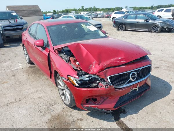 2020 VOLVO S60 T6 MOMENTUM