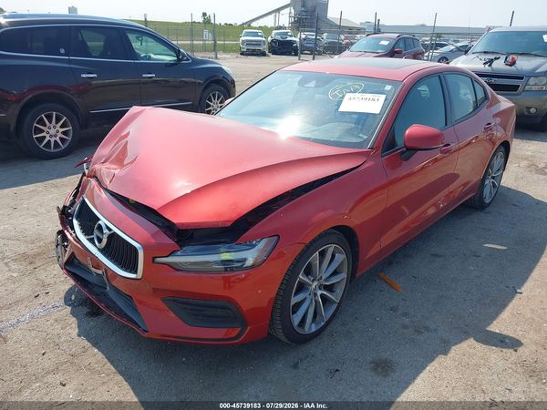 2020 VOLVO S60 T6 MOMENTUM