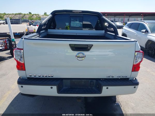 2018 NISSAN TITAN SV
