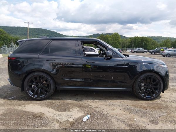 2026 LAND ROVER RANGE ROVER SPORT P360 SE