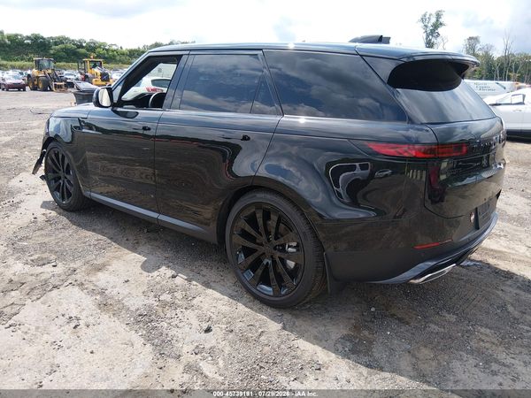 2026 LAND ROVER RANGE ROVER SPORT P360 SE