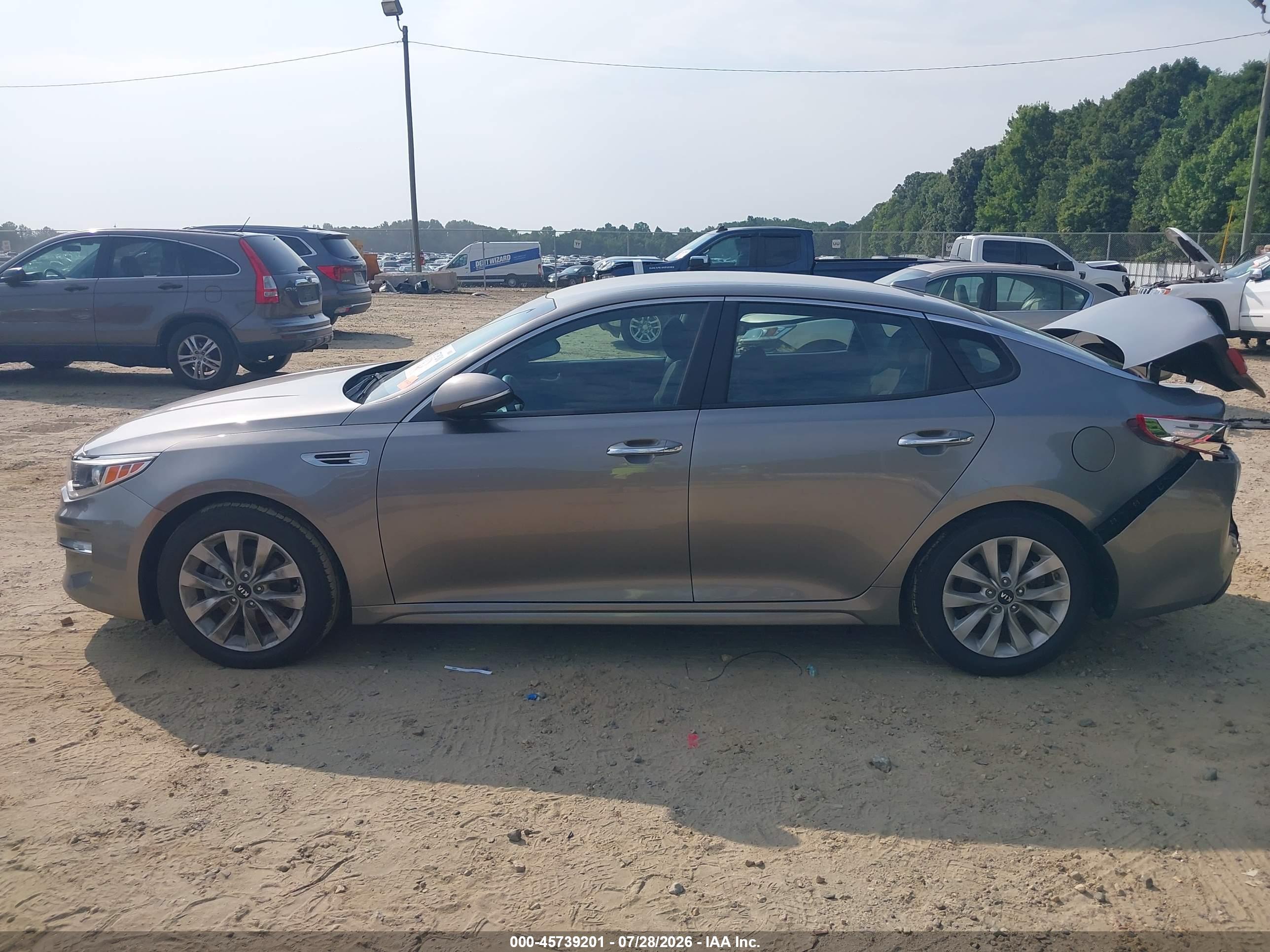 2016 KIA OPTIMA LX
