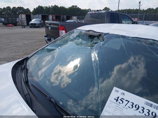 2021 CHRYSLER 300 TOURING L — I156