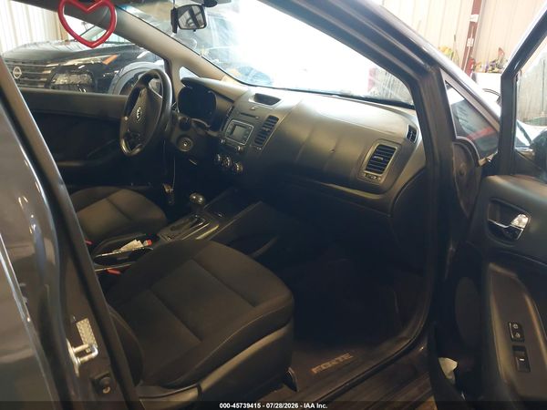 2016 KIA FORTE LX