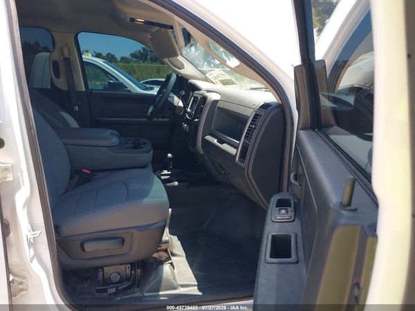 2017 RAM 2500 TRADESMAN  4X4 6'4 BOX