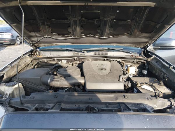 2020 TOYOTA TACOMA SR5 V6