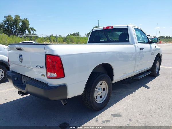 2017 RAM 1500 TRADESMAN  4X4 8' BOX