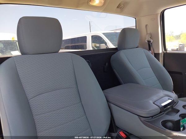 2017 RAM 1500 TRADESMAN  4X4 8' BOX