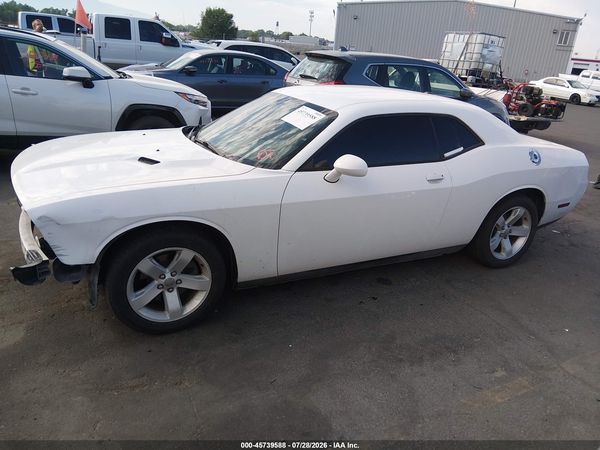 2013 DODGE CHALLENGER SXT