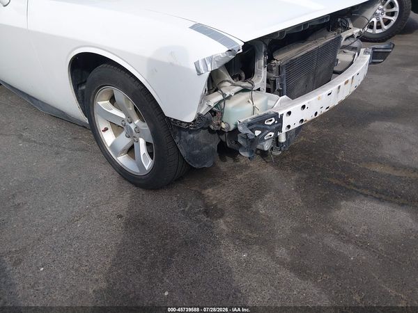 2013 DODGE CHALLENGER SXT