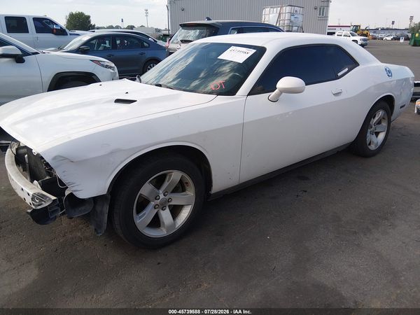 2013 DODGE CHALLENGER SXT