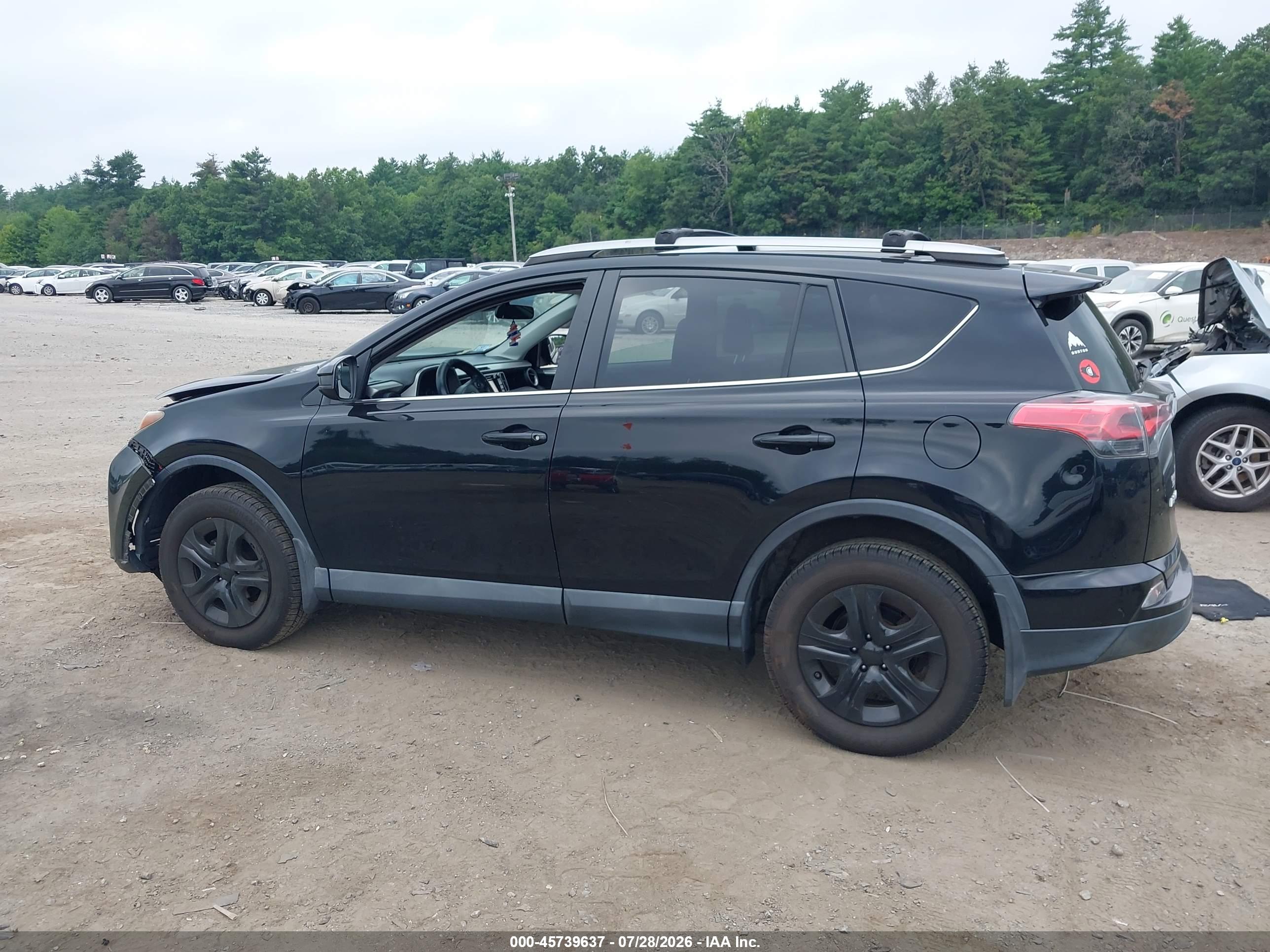 2017 TOYOTA RAV4 LE