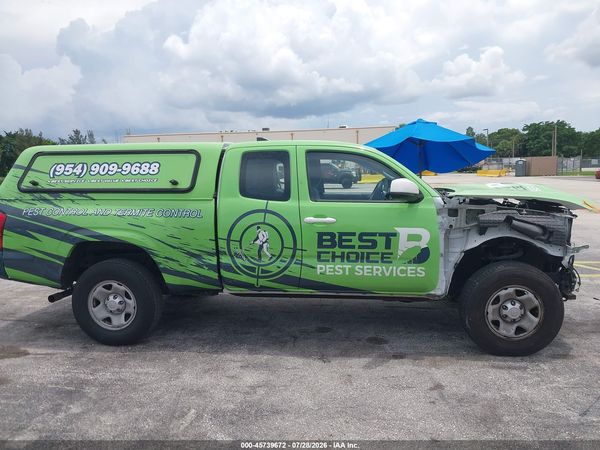 2018 TOYOTA TACOMA SR