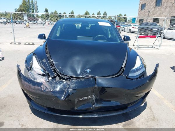 2018 TESLA MODEL 3 LONG RANGE/PERFORMANCE