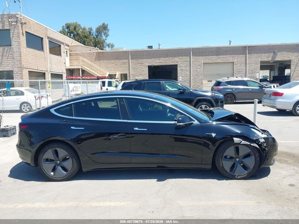 2018 TESLA MODEL 3 LONG RANGE/PERFORMANCE