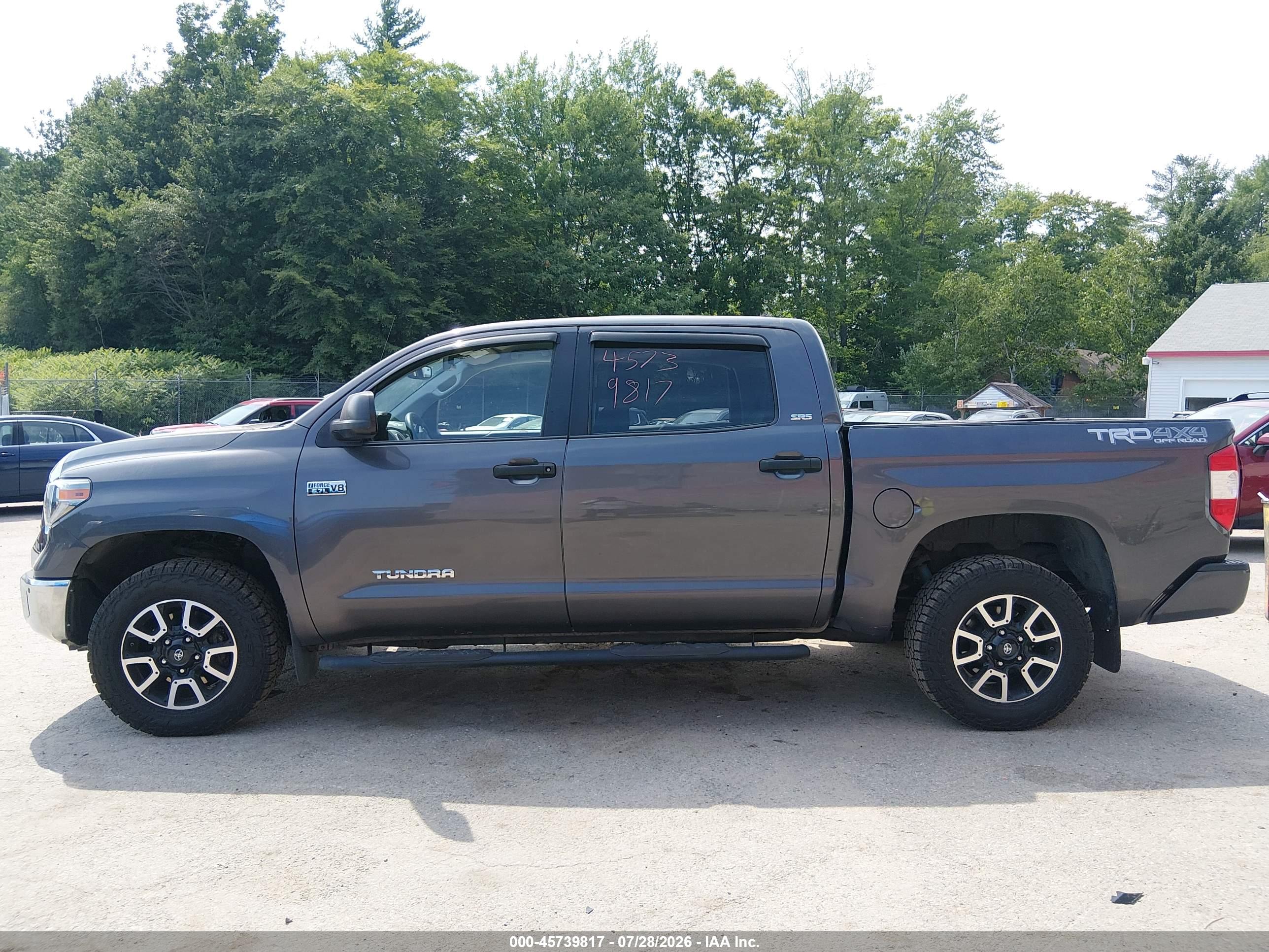 2018 TOYOTA TUNDRA SR5 5.7L V8