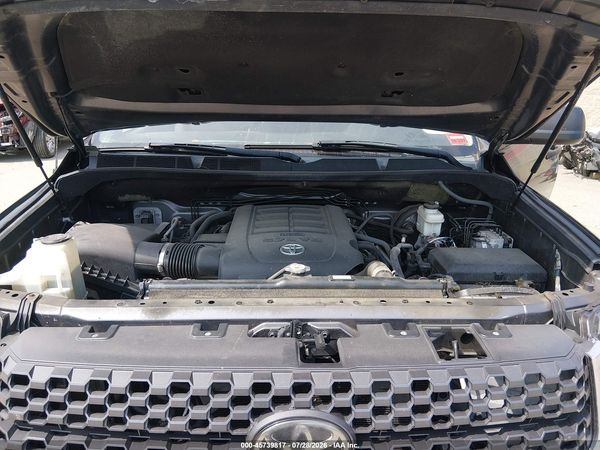 2018 TOYOTA TUNDRA SR5 5.7L V8