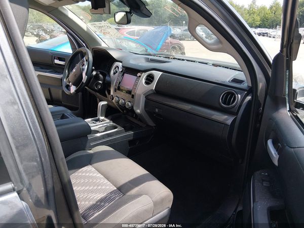2018 TOYOTA TUNDRA SR5 5.7L V8