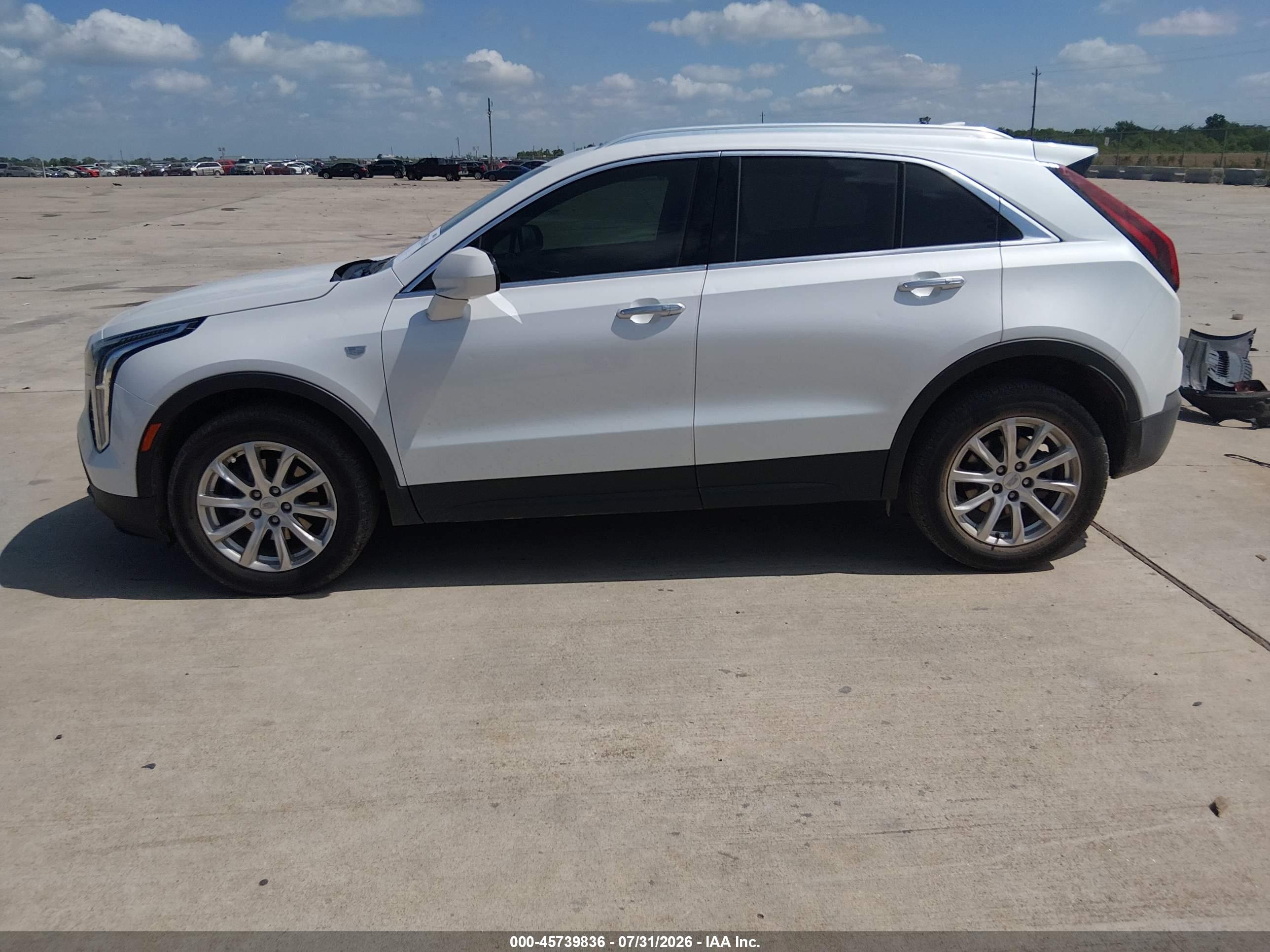 2023 CADILLAC XT4 FWD LUXURY
