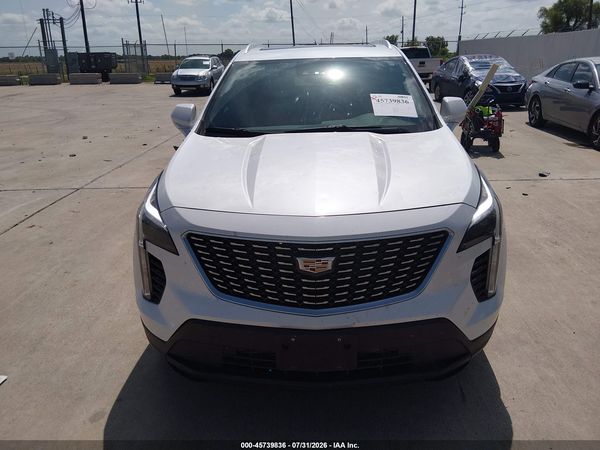 2023 CADILLAC XT4 FWD LUXURY