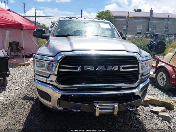 2020 RAM 3500 TRADESMAN  4X4 6'4 BOX