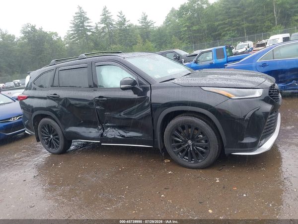 2023 TOYOTA HIGHLANDER XSE