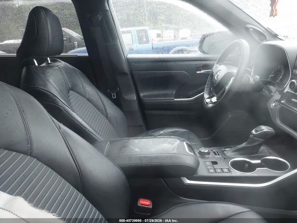 2023 TOYOTA HIGHLANDER XSE