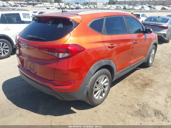 2016 HYUNDAI TUCSON SE