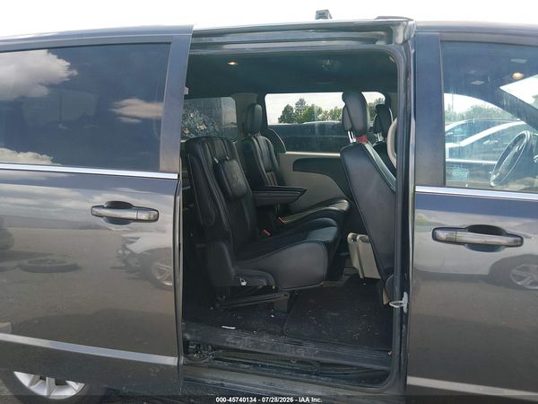 2020 DODGE GRAND CARAVAN SXT — I8