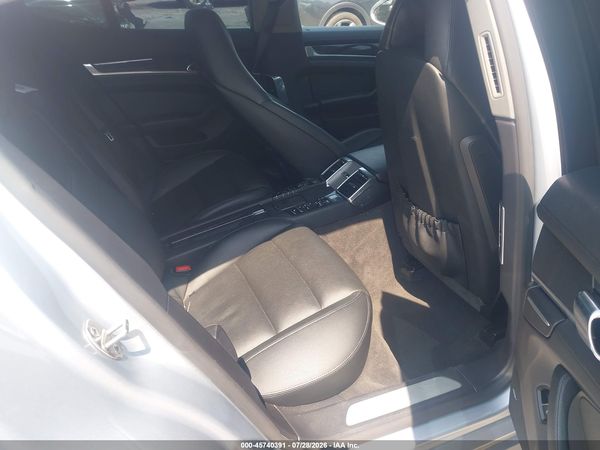 2016 PORSCHE PANAMERA 4