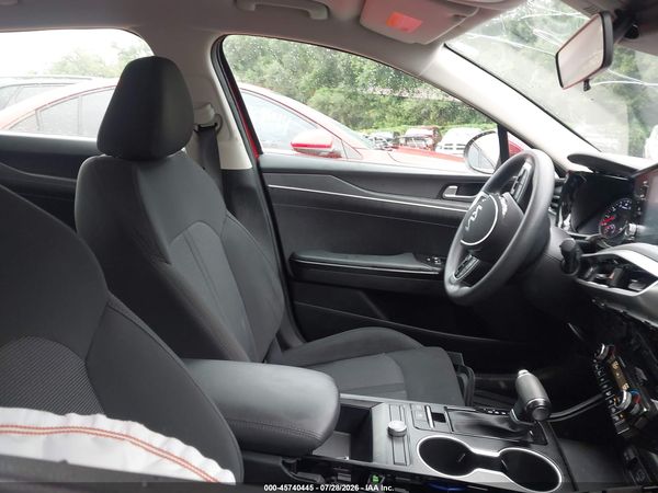 2022 KIA K5 LXS