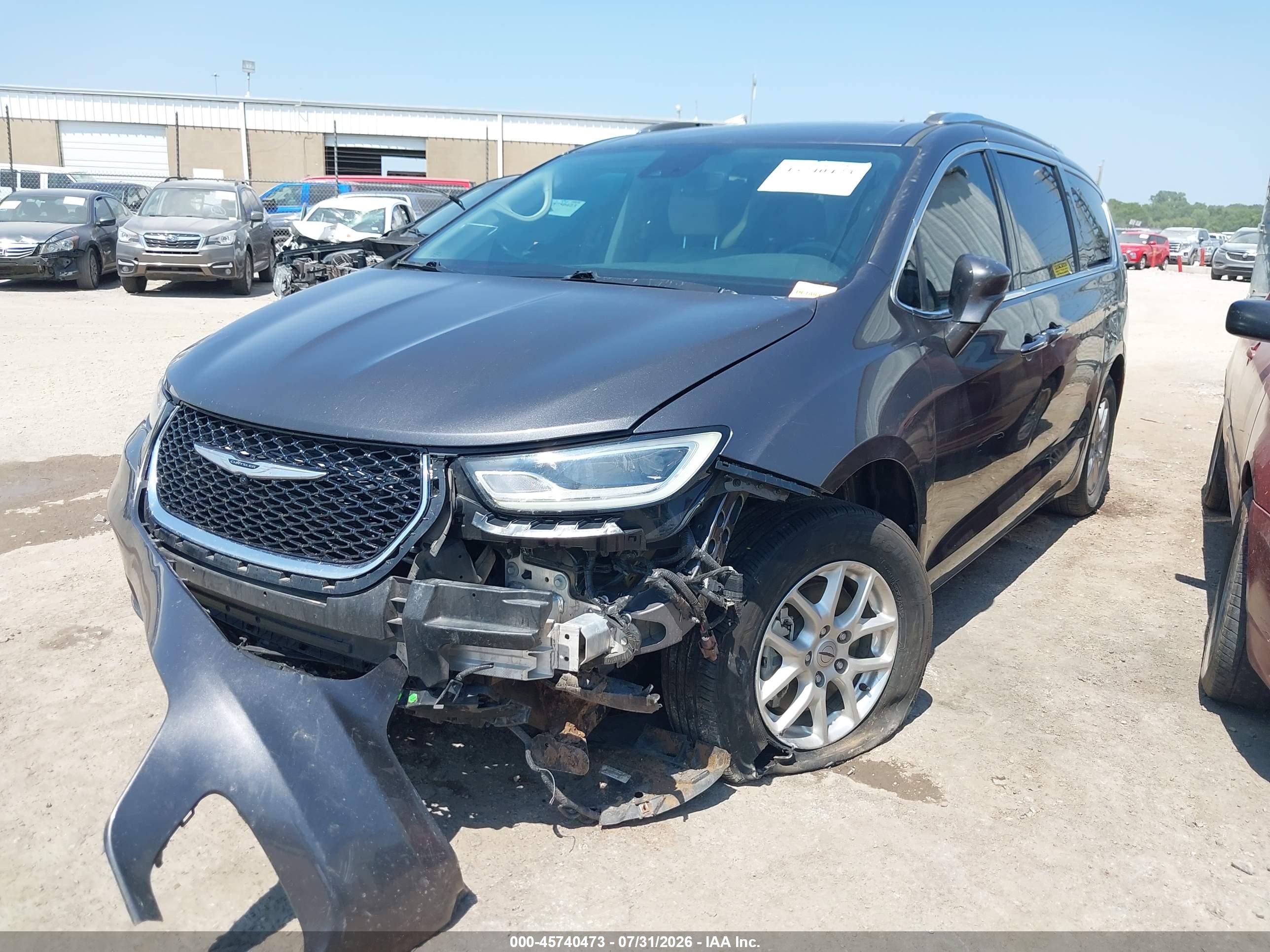 2021 CHRYSLER PACIFICA TOURING L — I2