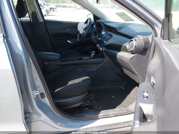 2024 NISSAN KICKS SV XTRONIC CVT — I5