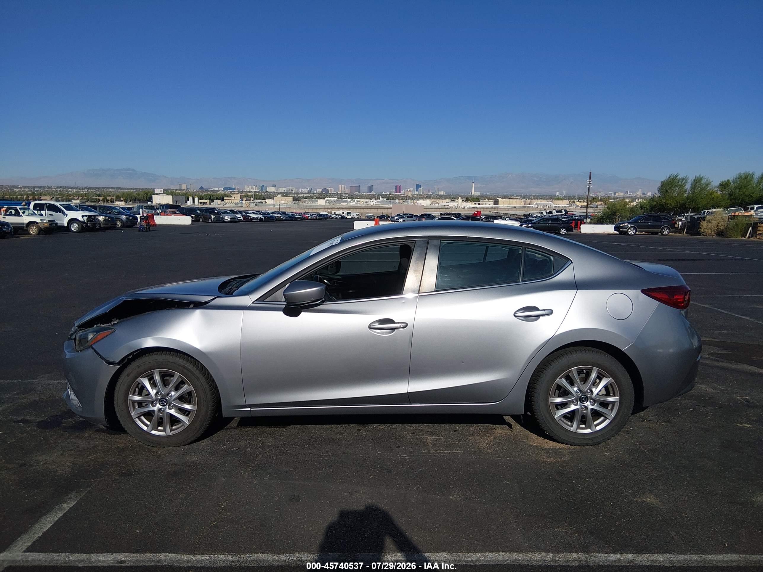 2016 MAZDA MAZDA3 I SPORT