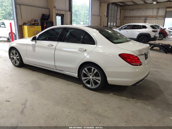 2015 MERCEDES-BENZ C 300 LUXURY