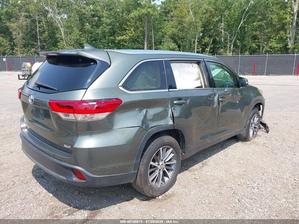 2019 TOYOTA HIGHLANDER XLE