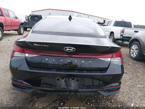2022 HYUNDAI ELANTRA SEL