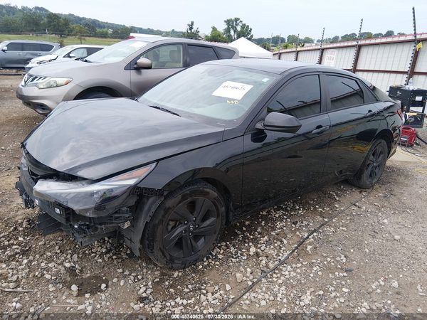 2022 HYUNDAI ELANTRA SEL