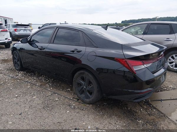 2022 HYUNDAI ELANTRA SEL