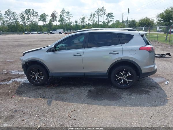 2017 TOYOTA RAV4 SE