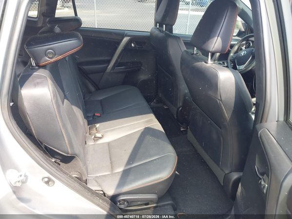 2017 TOYOTA RAV4 SE