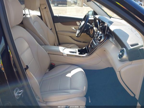 2022 MERCEDES-BENZ GLC 300 4MATIC SUV