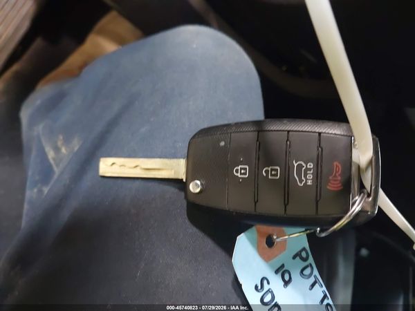 2019 KIA SORENTO 2.4L LX
