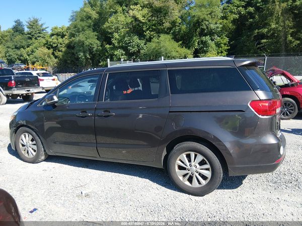 2017 KIA SEDONA LX