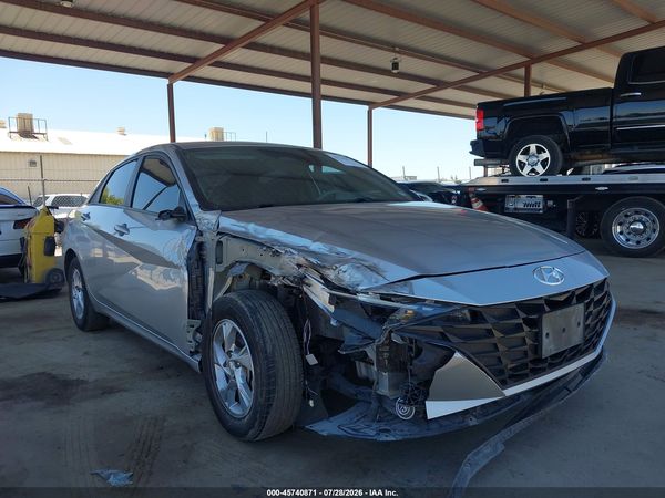 2023 HYUNDAI ELANTRA SE