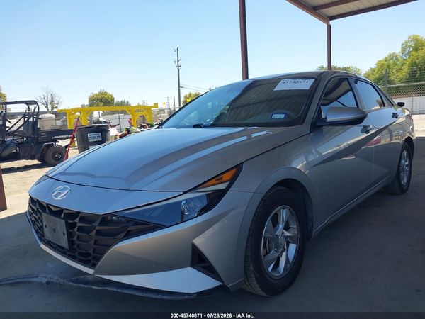 2023 HYUNDAI ELANTRA SE