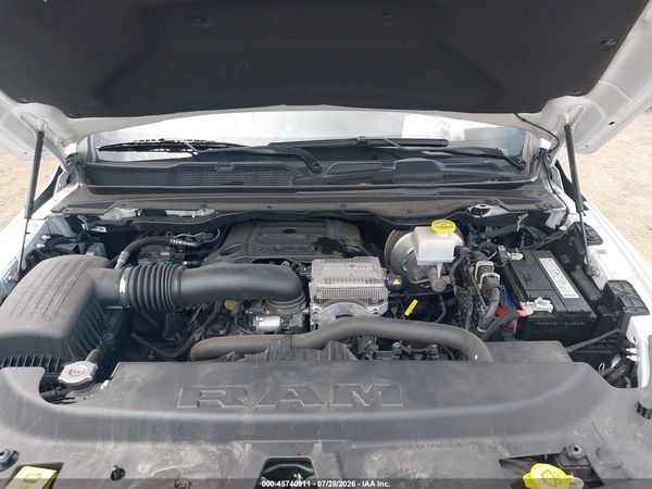2024 RAM 1500 LARAMIE  4X4 5'7 BOX