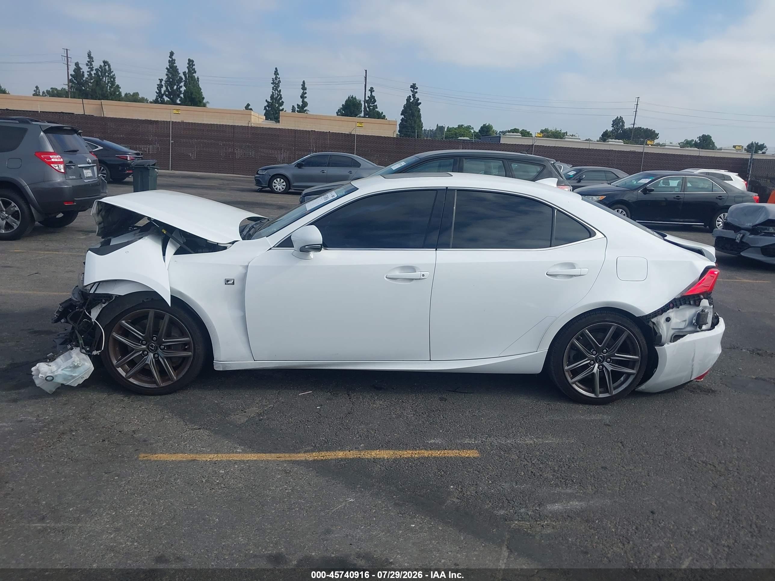 2018 LEXUS IS 300